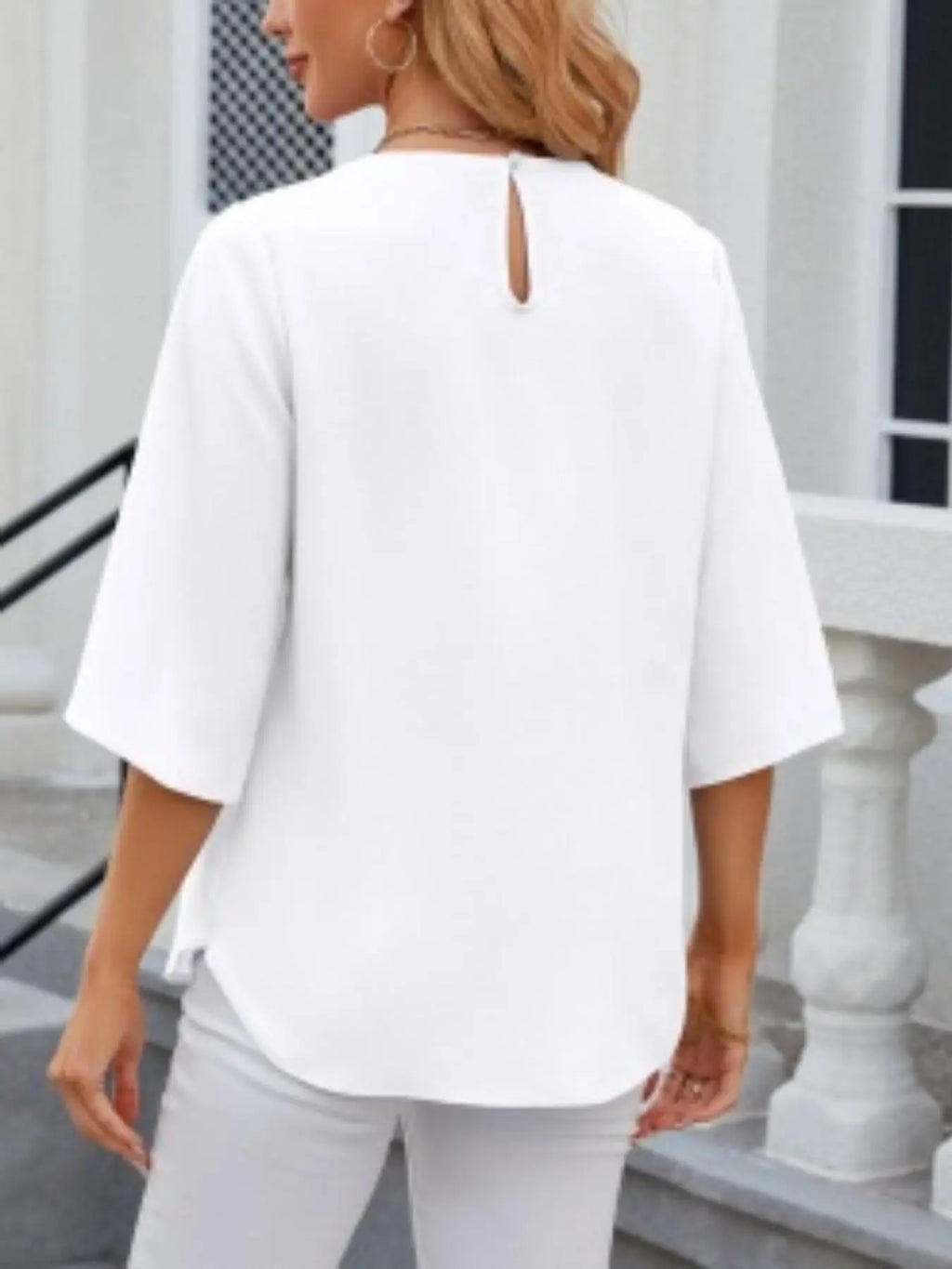 Chic Round Neck Blouse - A Timeless Casual Essential for Every Season