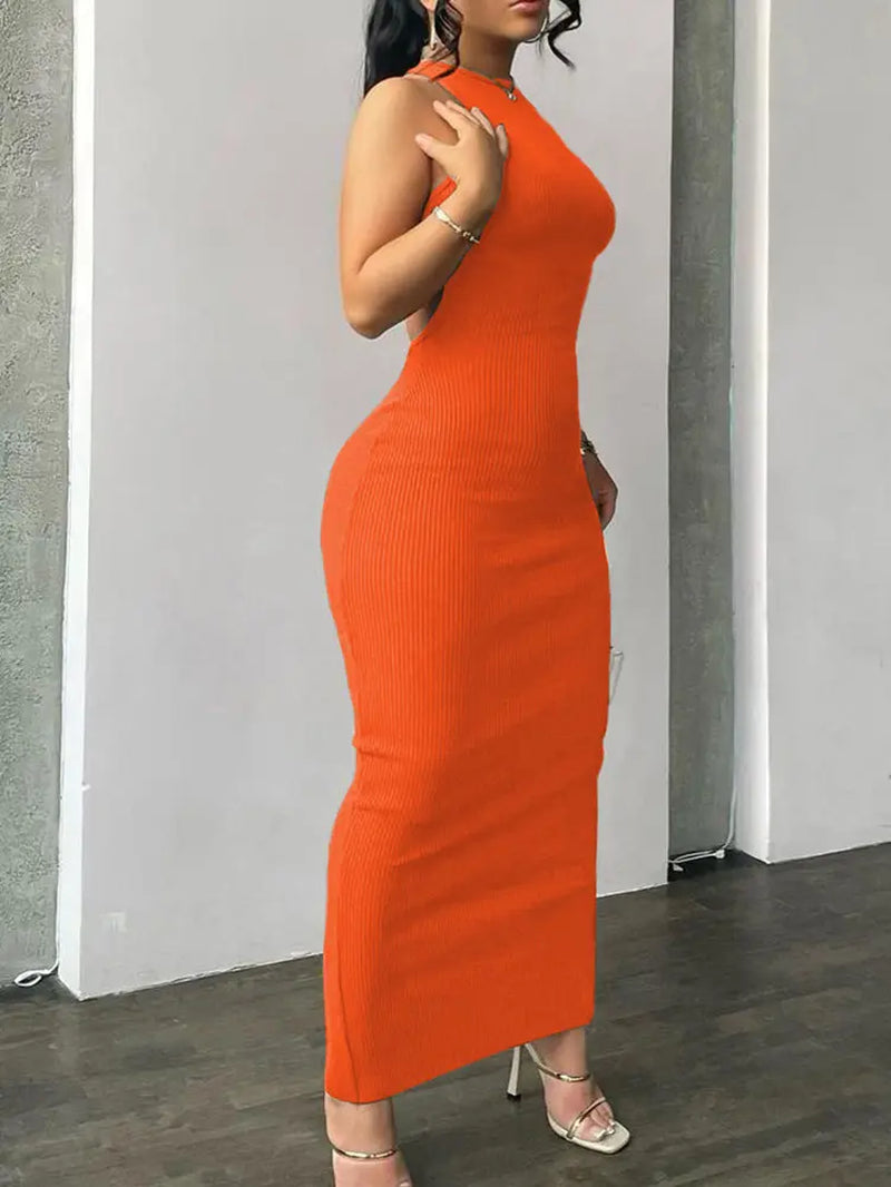 Elevate Your Summer Wardrobe with Our Elegant Bodycon Maxi Dress - A Perfect Blend of Comfort and Style